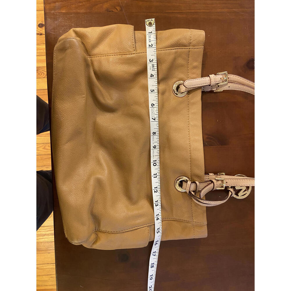 Michael Kors Large Bedford Pebbled Leather Tote Bag - Mustard - Gold Hardware - Picture 2 of 8